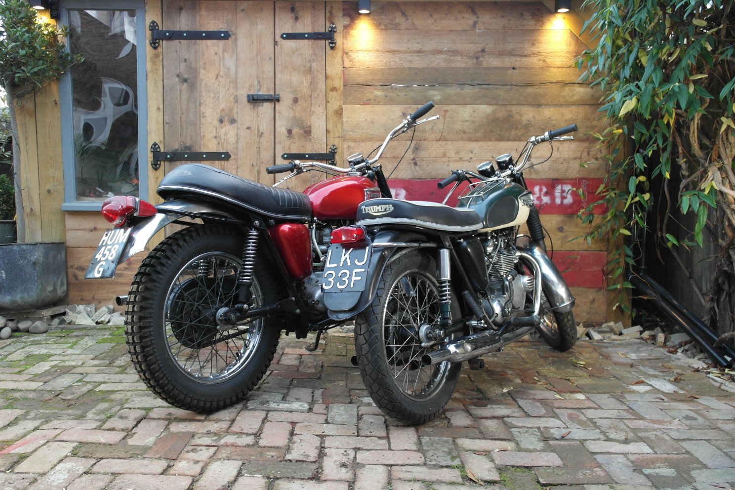 1969 Triumph T100C photograph 21