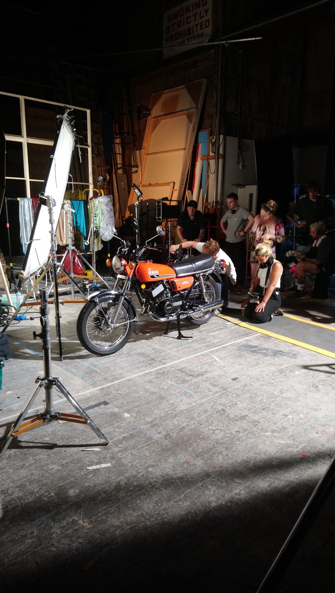 1975 Yamaha RD350B photograph 12