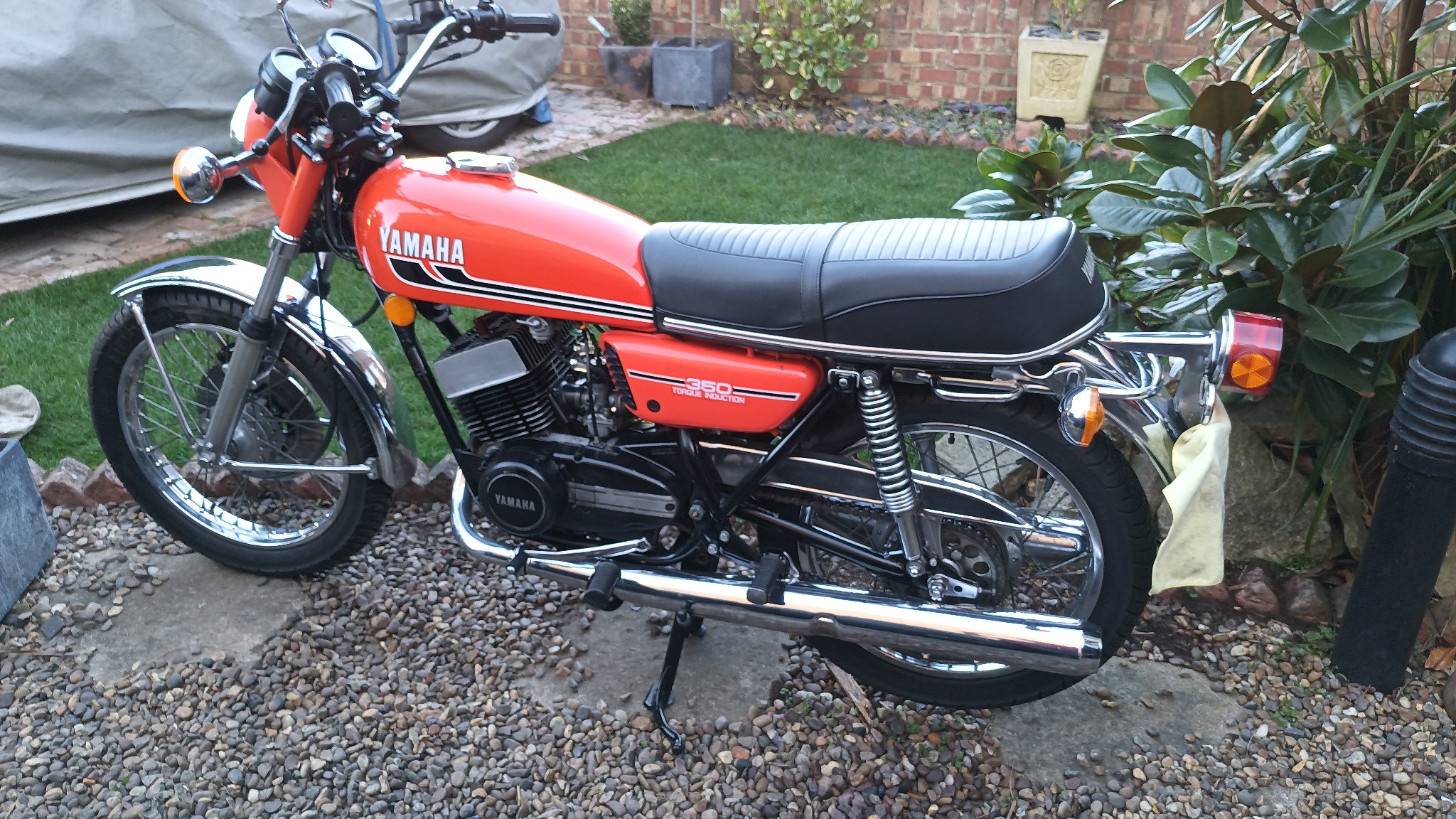 1975 Yamaha RD350B photograph 22